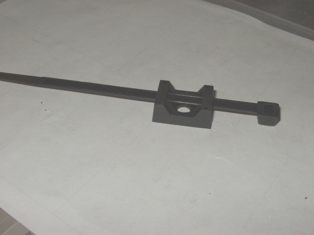 cable tie base + tie